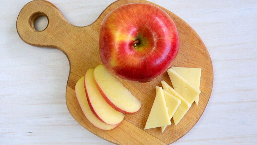 sliced apple and cheese